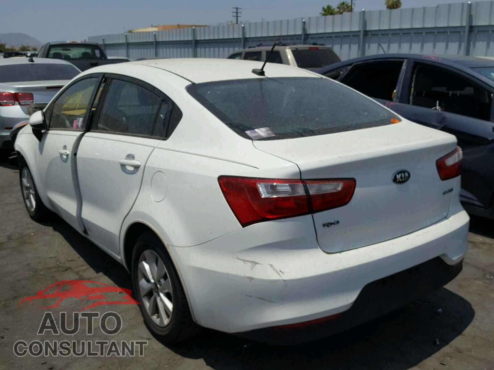 KIA RIO 2016 - KNADN4A31G6590832