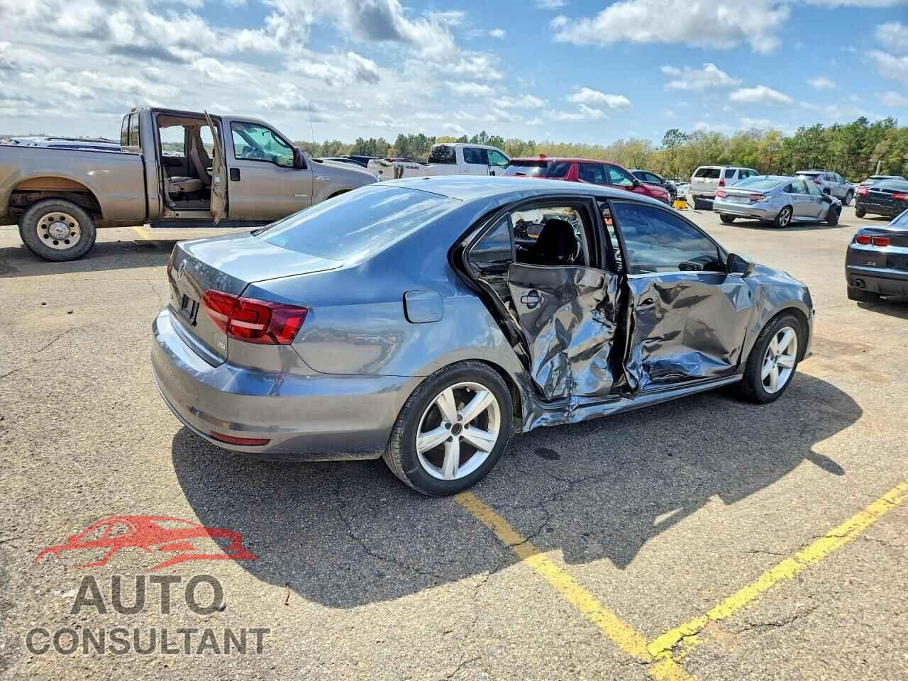 VOLKSWAGEN JETTA 2017 - 3VW2B7AJ3HM329333