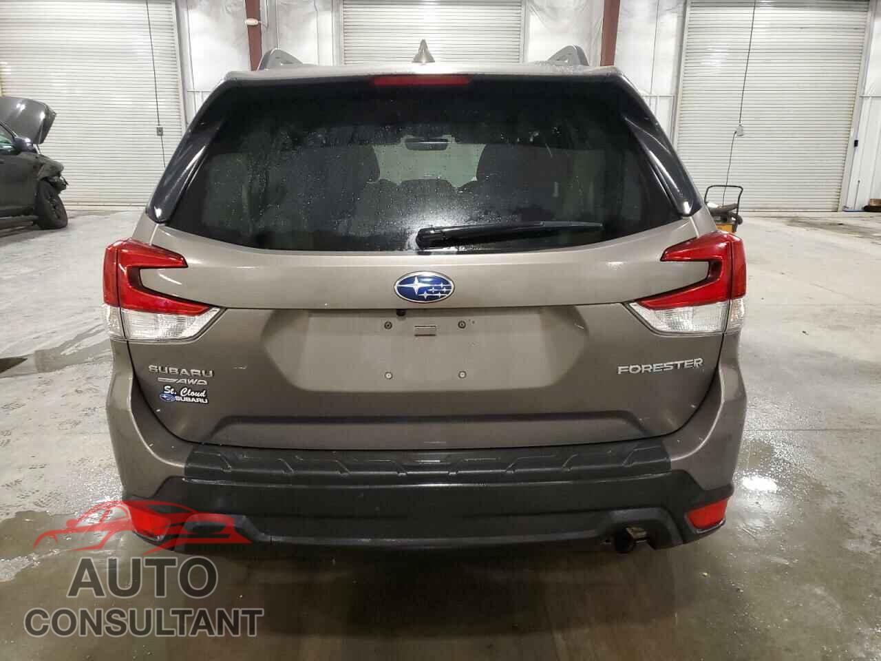 SUBARU FORESTER 2019 - JF2SKAEC6KH536596