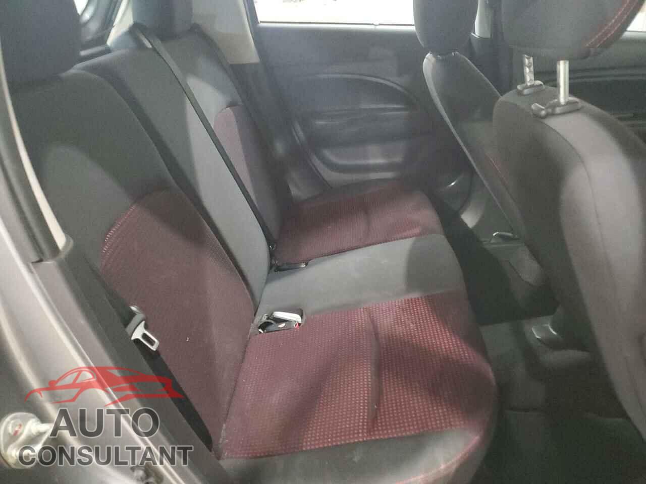 MITSUBISHI MIRAGE LE 2019 - ML32A5HJ5KH004441