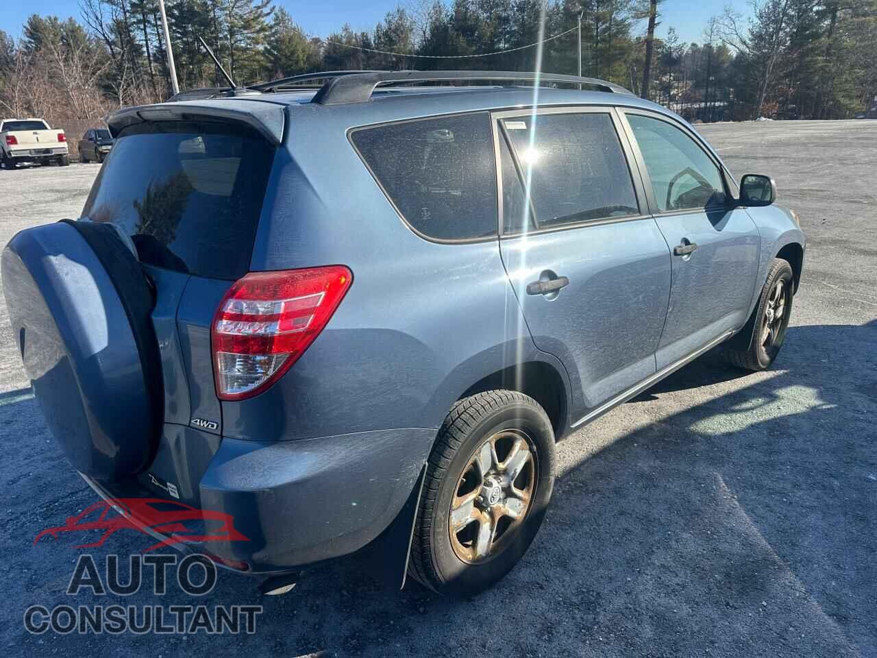 TOYOTA RAV4 2011 - JTMBF4DV1BD042693