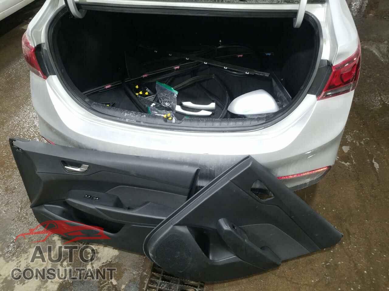 HYUNDAI ACCENT 2019 - 3KPC24A34KE059781