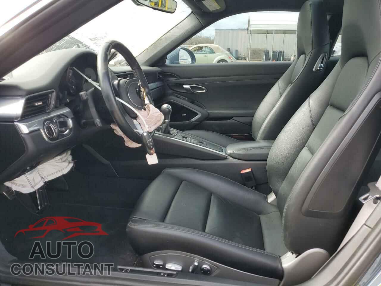 PORSCHE 911 2017 - WP0AA2A90HS107785