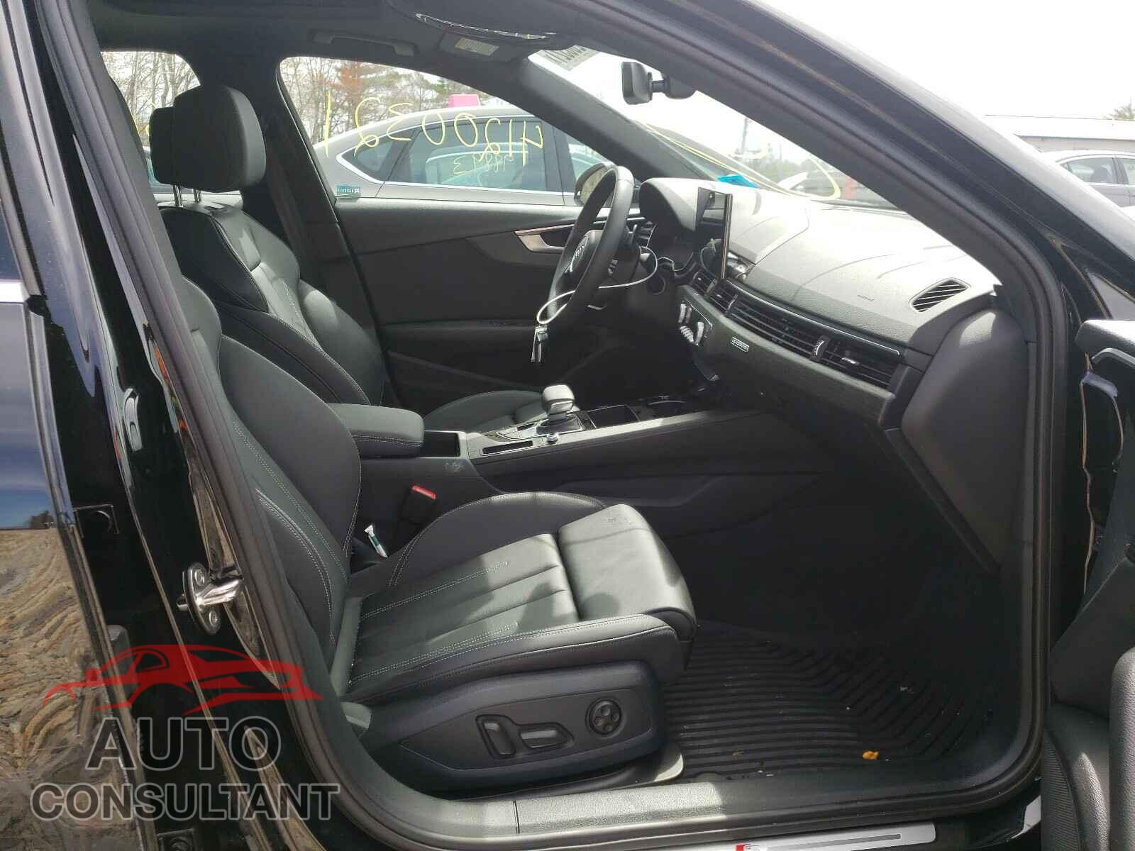 AUDI A4 2020 - WAUDNAF44LN005970