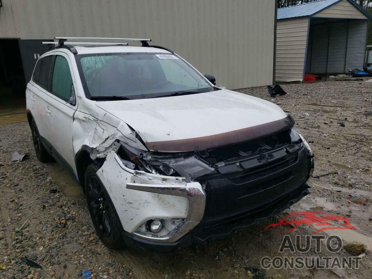 MITSUBISHI OUTLANDER 2018 - JA4AD3A32JZ018834