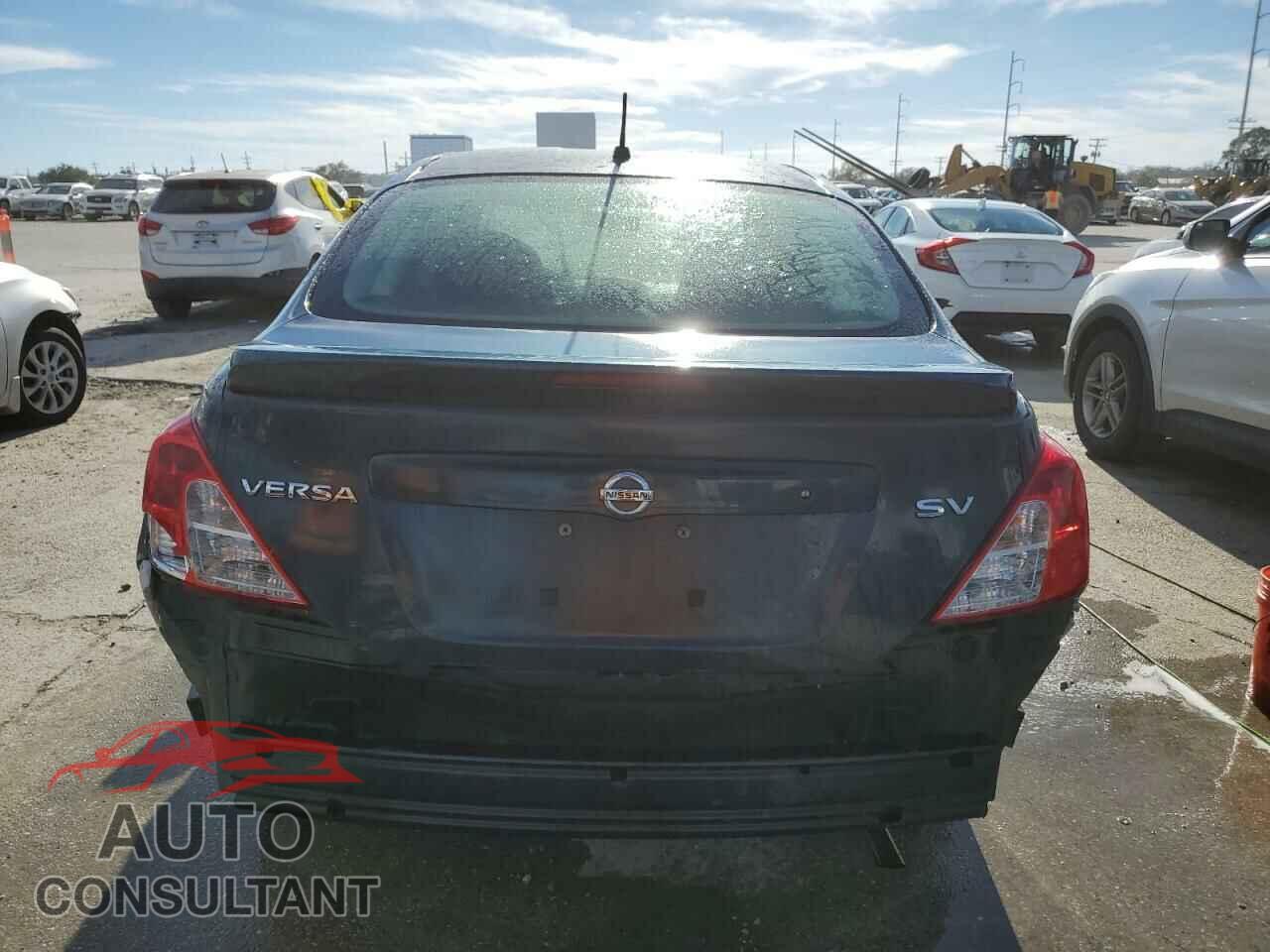NISSAN VERSA 2017 - 3N1CN7AP2HL806555