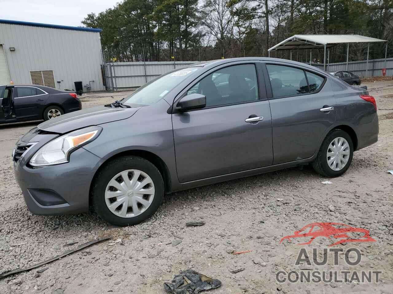NISSAN VERSA 2018 - 3N1CN7AP9JL813931