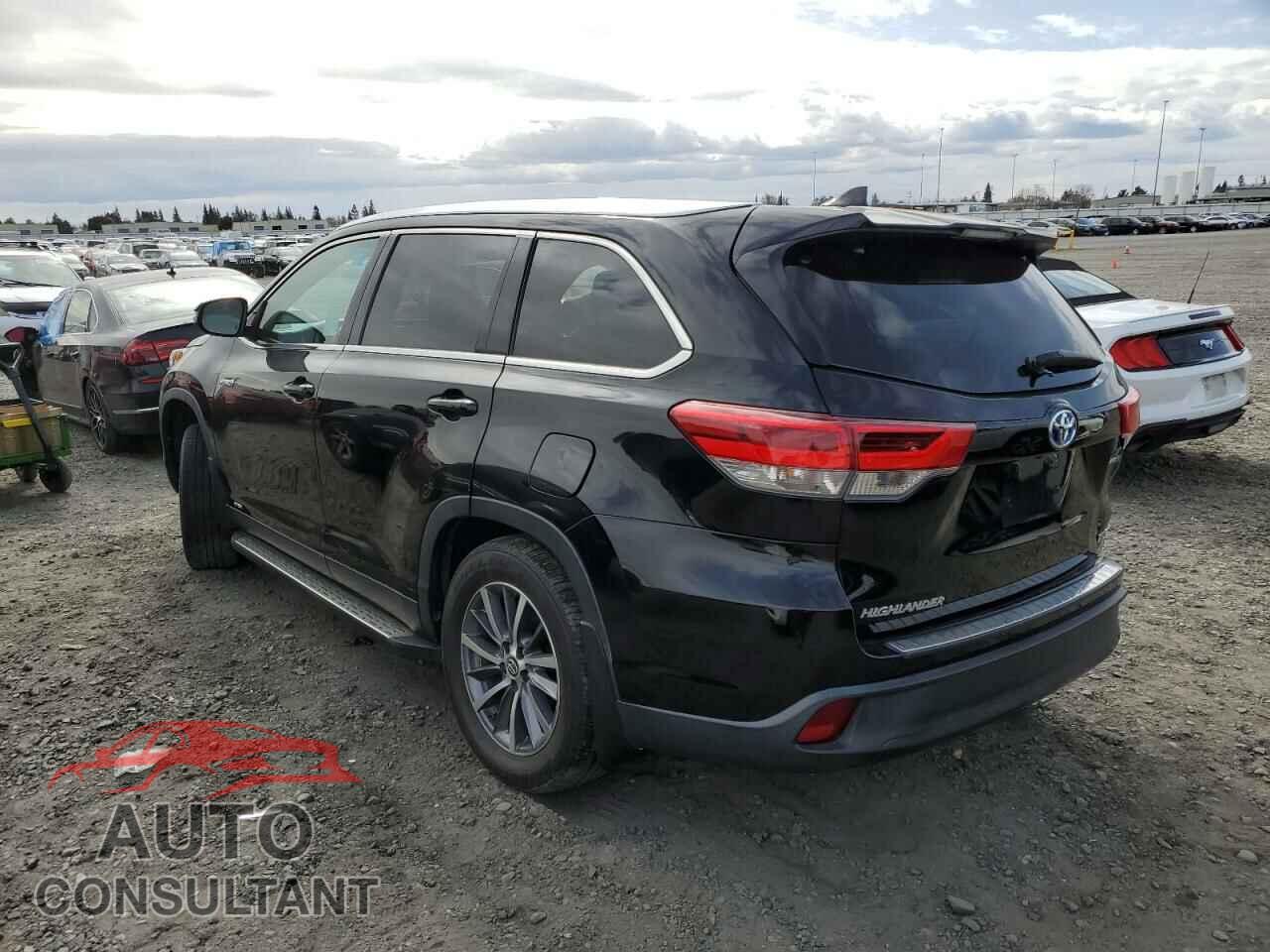 TOYOTA HIGHLANDER 2019 - 5TDJGRFH5KS052791