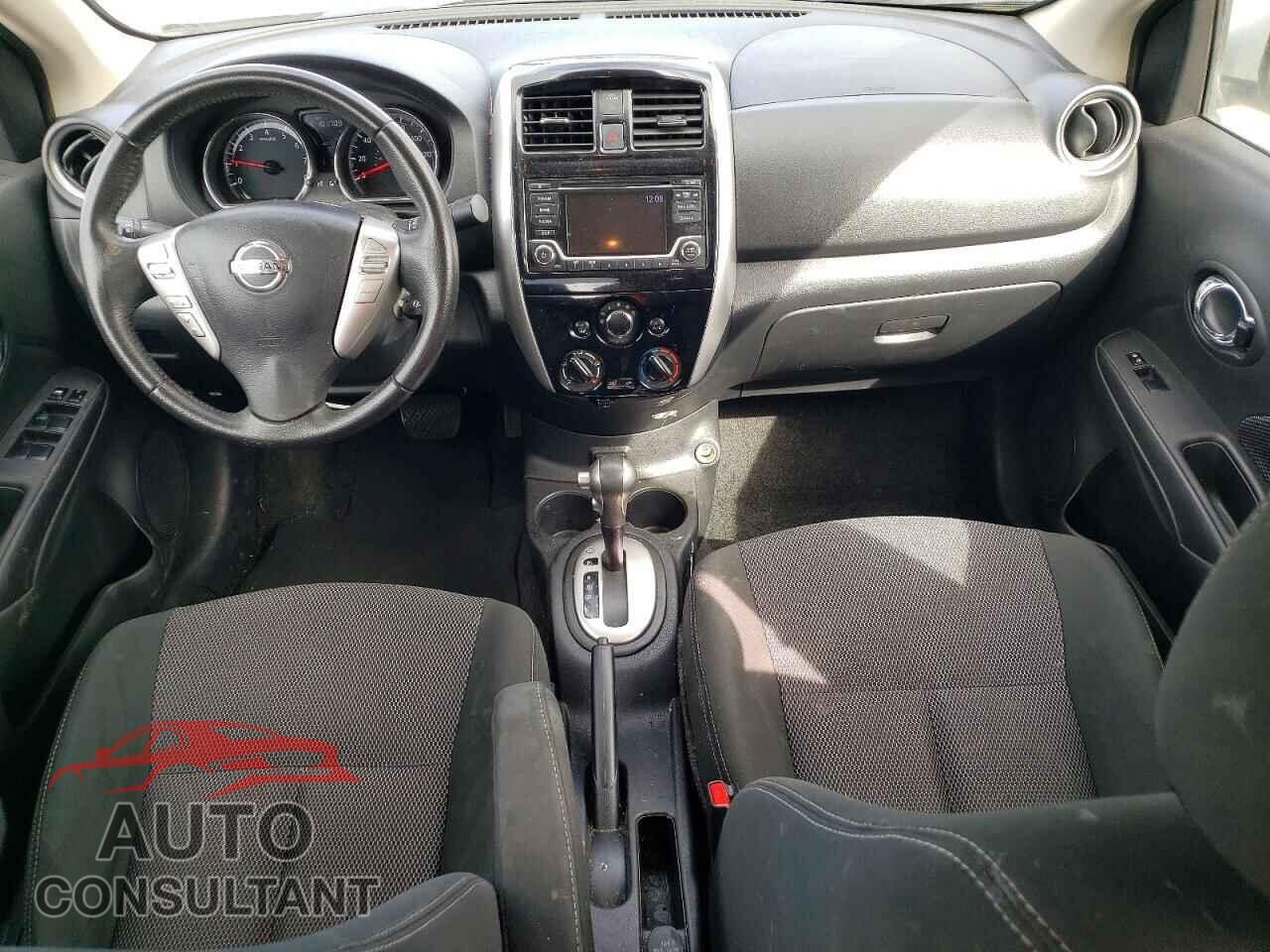 NISSAN VERSA 2018 - 3N1CN7AP1JL835566