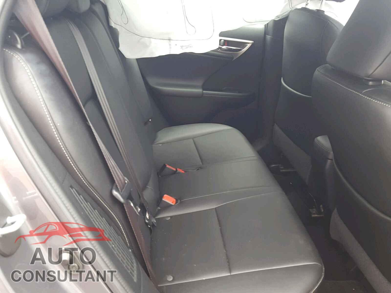 LEXUS CT 200 2015 - JTHKD5BH7F2233401