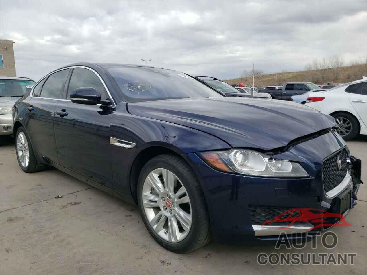 JAGUAR XF 2017 - SAJBJ4BV6HCY30872