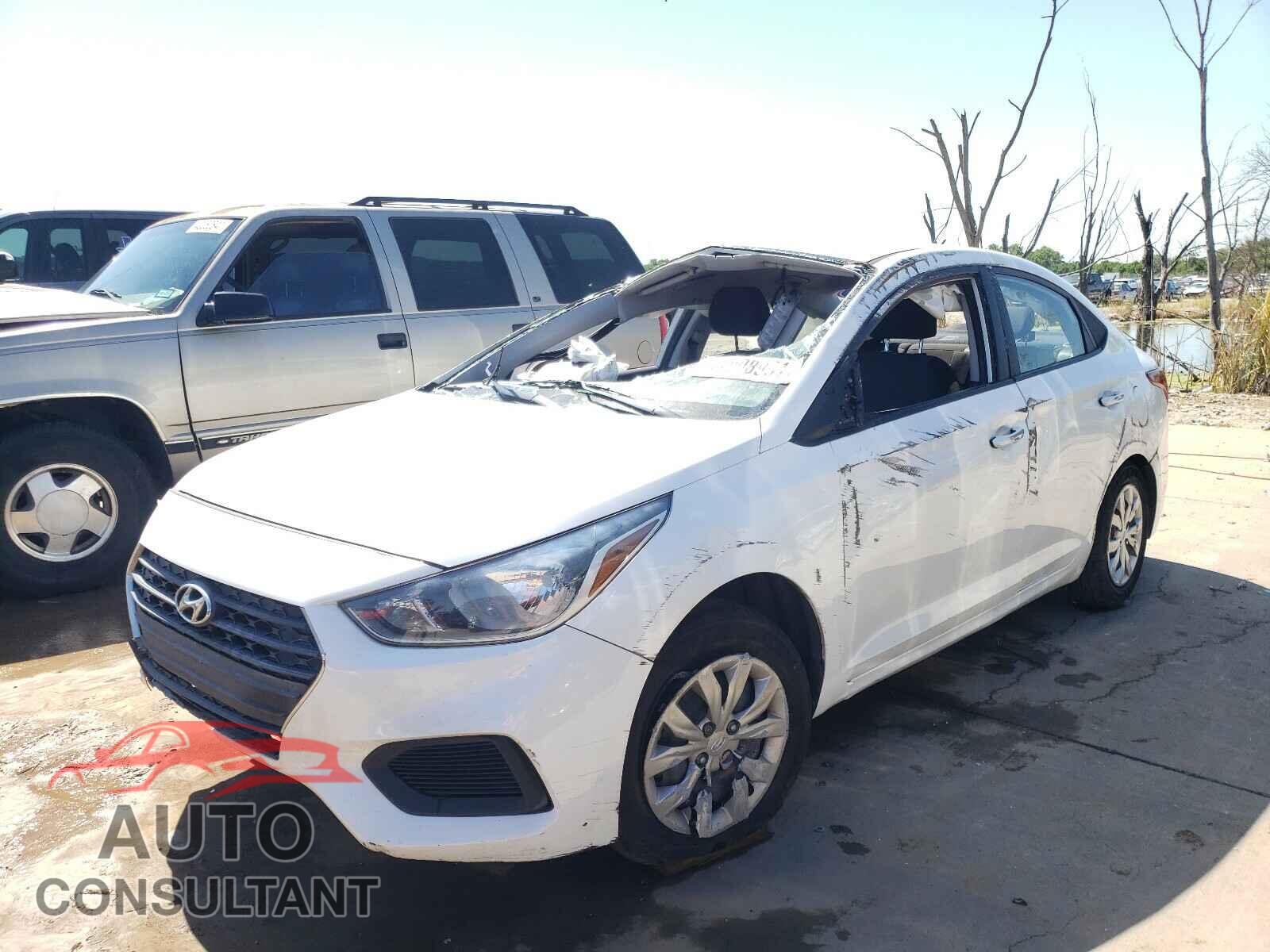HYUNDAI ACCENT 2018 - 3KPC24A36JE014114