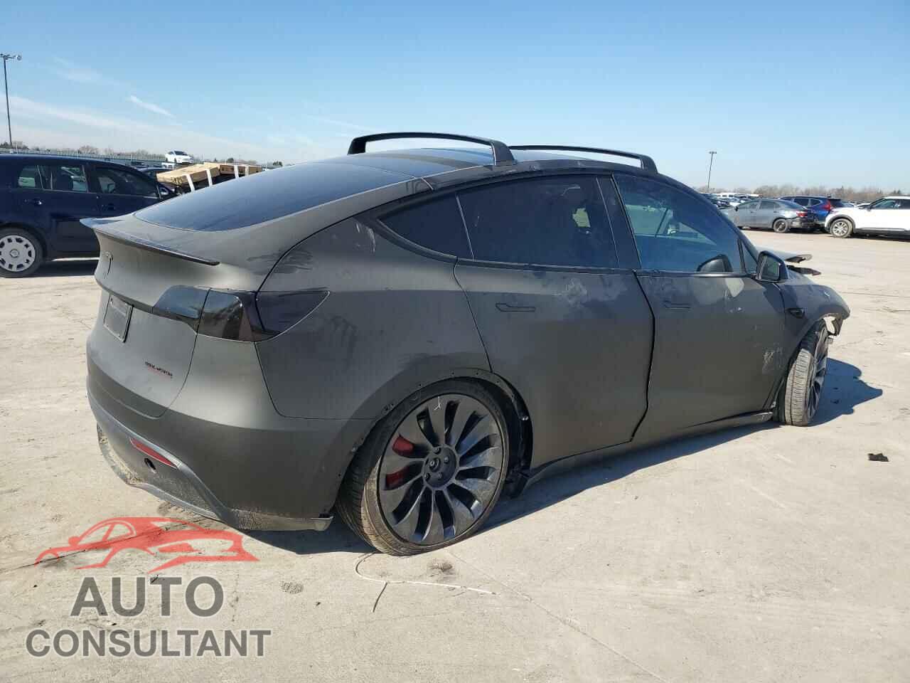 TESLA MODEL Y 2023 - 7SAYGDEFXPF864779