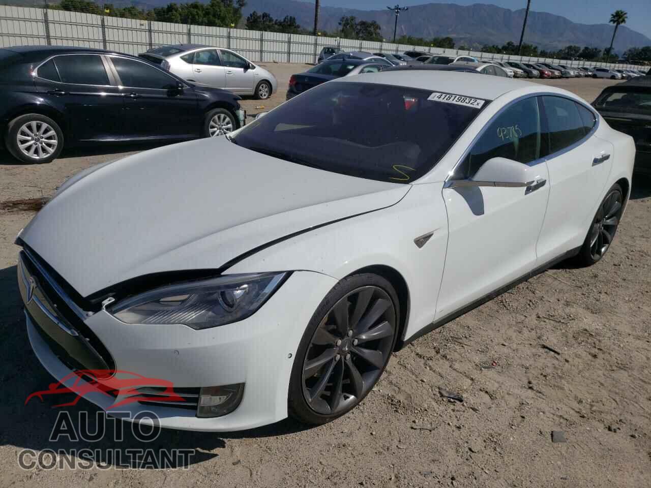 TESLA MODEL S 2016 - 5YJSA1E28GF132389