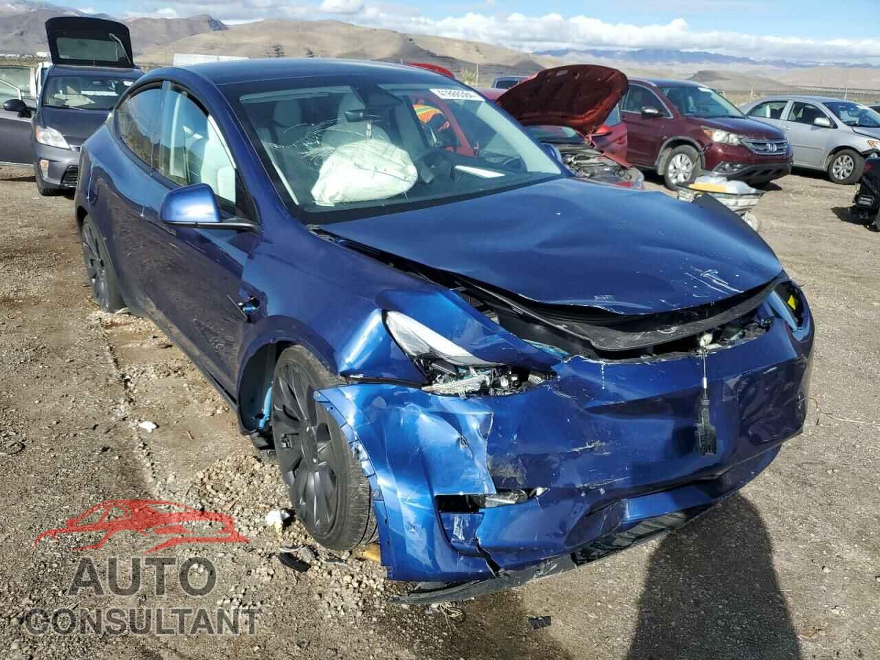 TESLA MODEL Y 2023 - 7SAYGDEFXPF881243