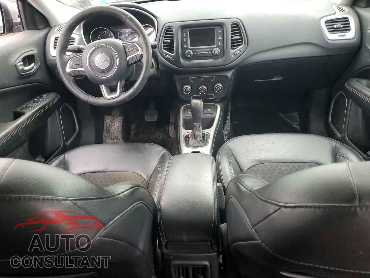 JEEP COMPASS 2018 - 3C4NJCBB7JT411208