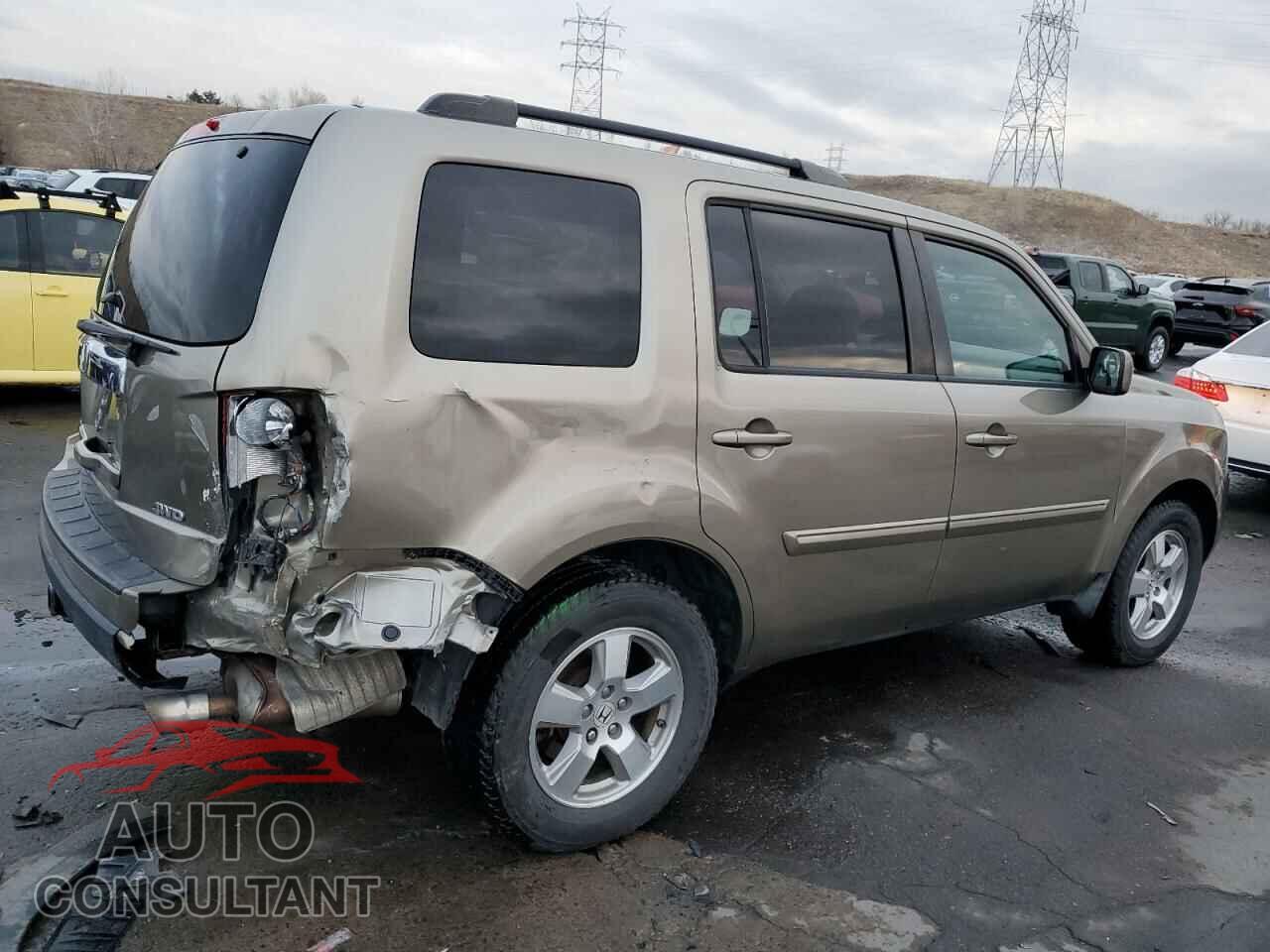 HONDA PILOT 2011 - 5FNYF4H59BB062381