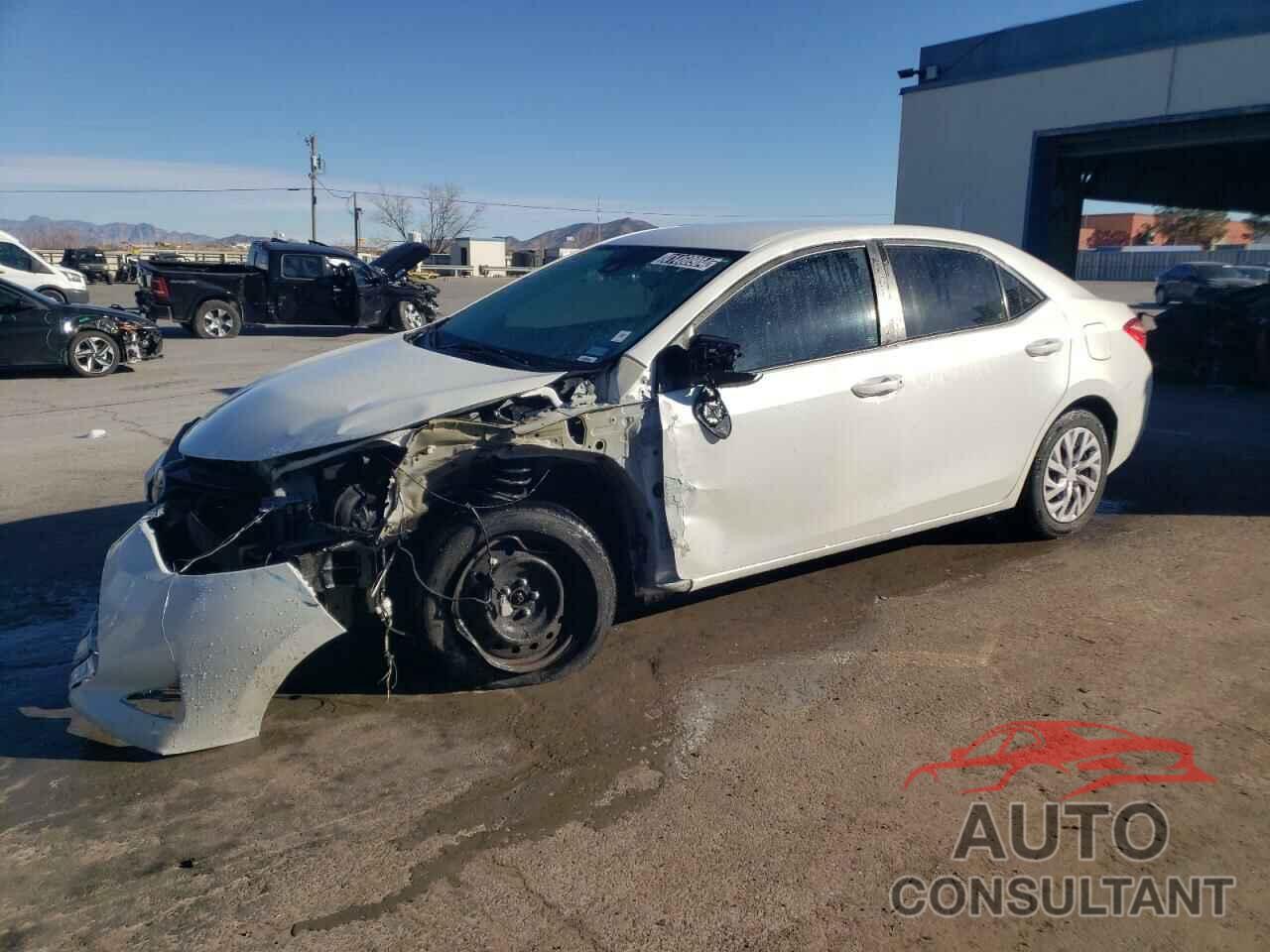 TOYOTA COROLLA 2018 - 5YFBURHE3JP791942