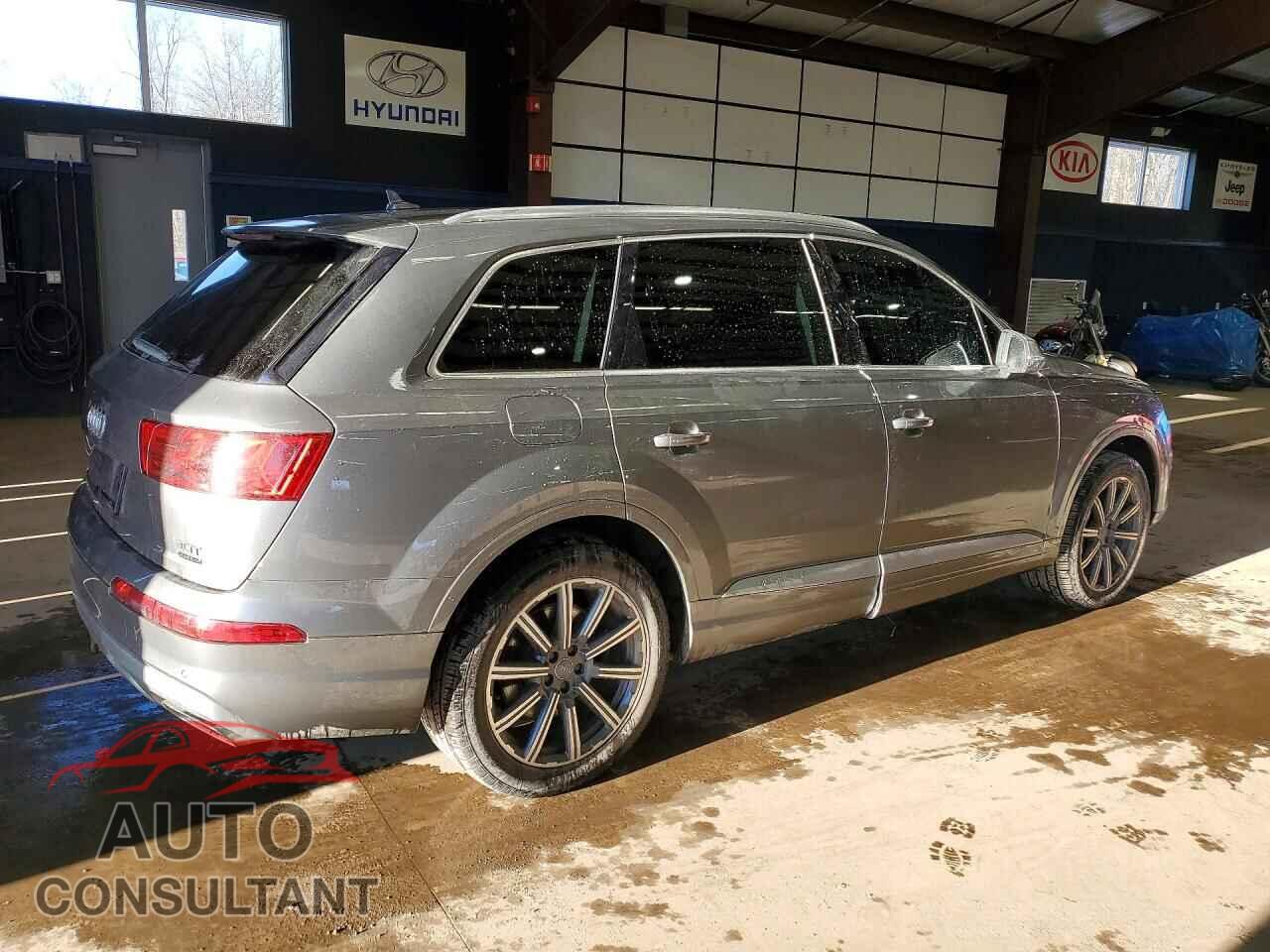AUDI Q7 2017 - WA1LAAF72HD003355