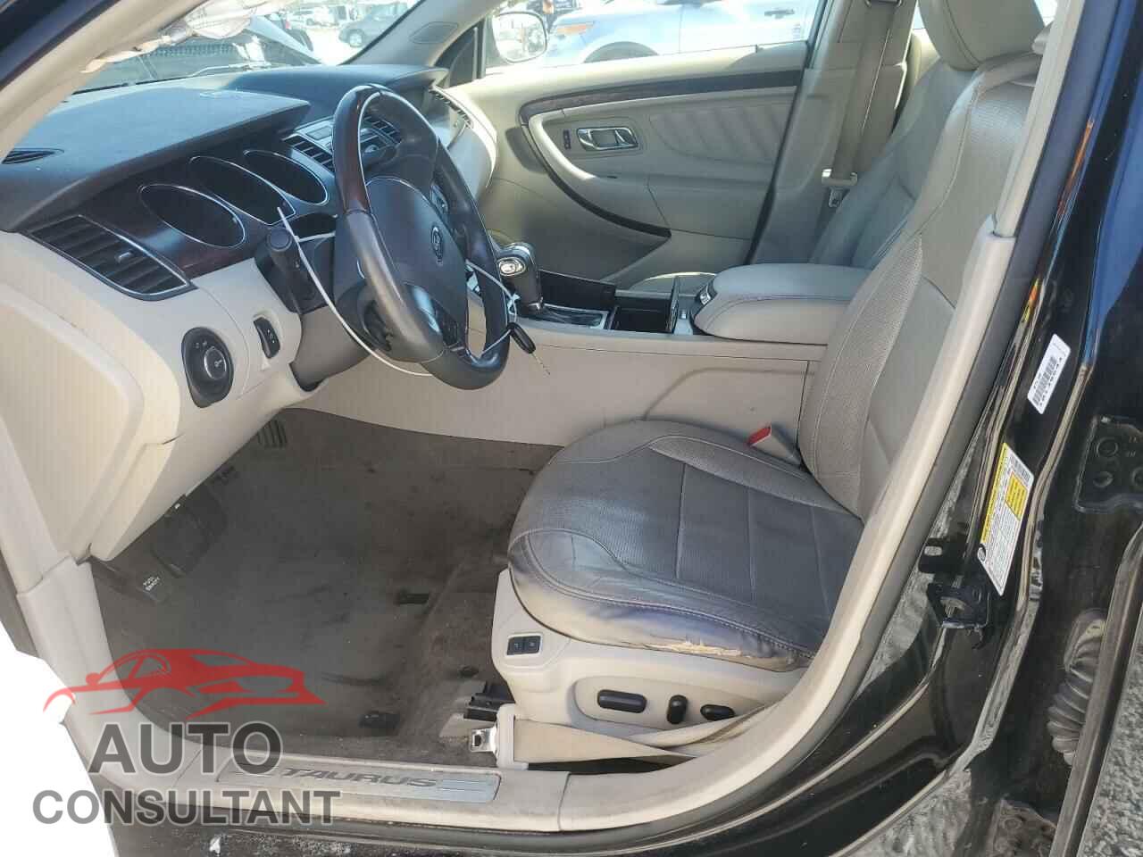 FORD TAURUS 2010 - 1FAHP2FW2AG112626
