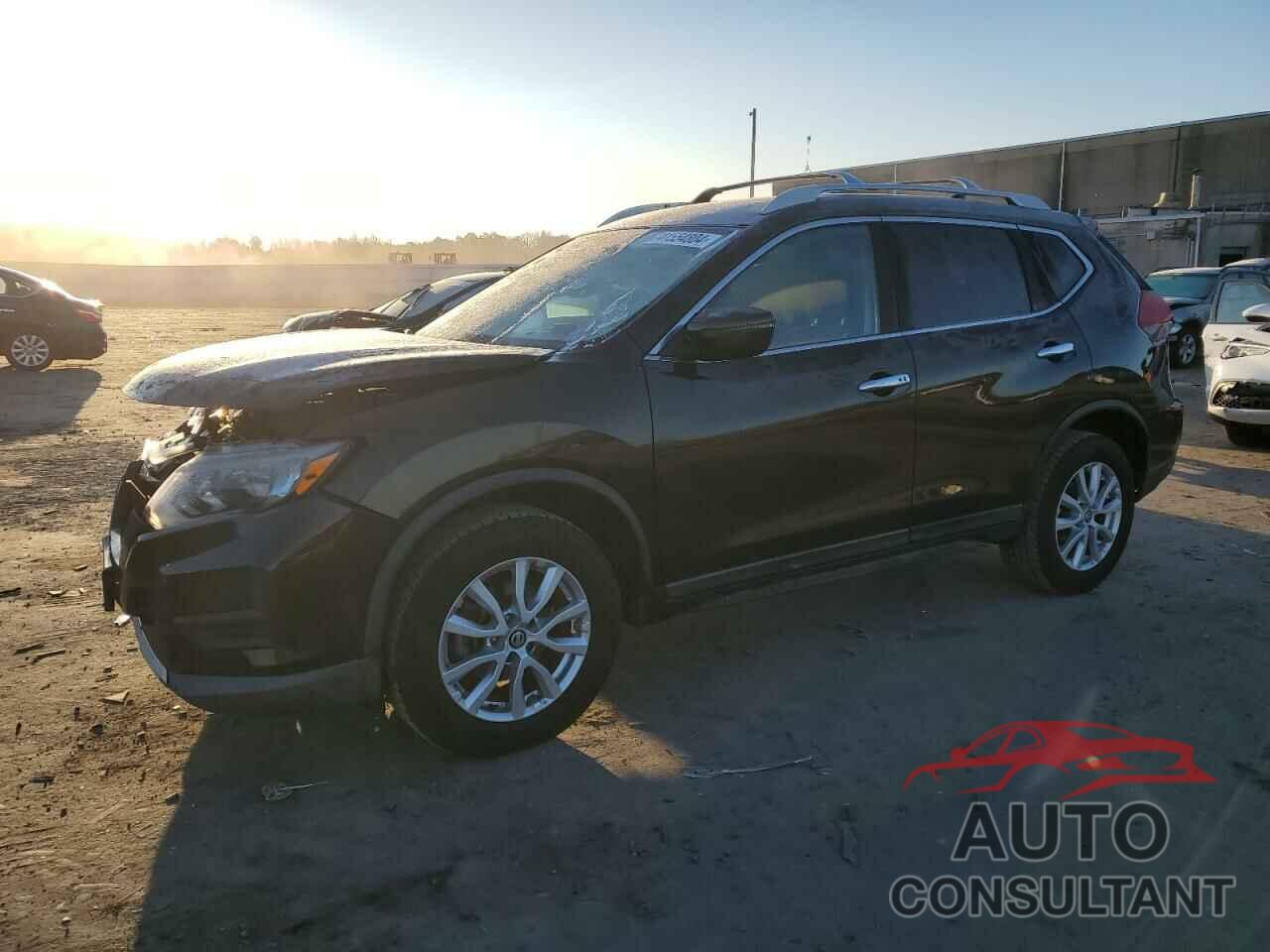 NISSAN ROGUE 2017 - KNMAT2MV2HP562496