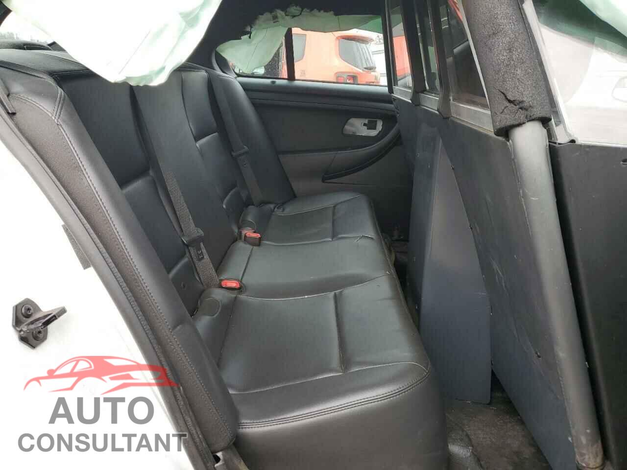 FORD TAURUS 2018 - 1FAHP2MK1JG112715