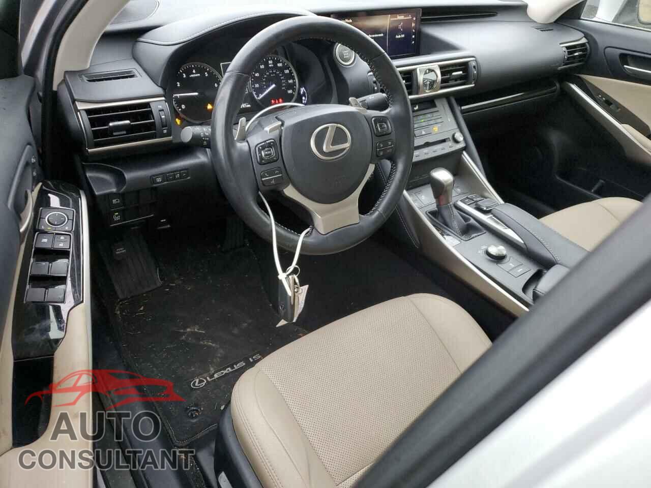 LEXUS IS 2019 - JTHC81D26K5035475