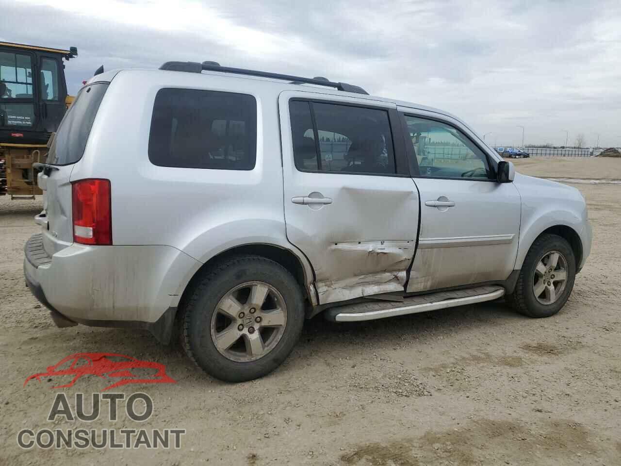 HONDA PILOT 2009 - 5FNYF48539B503660