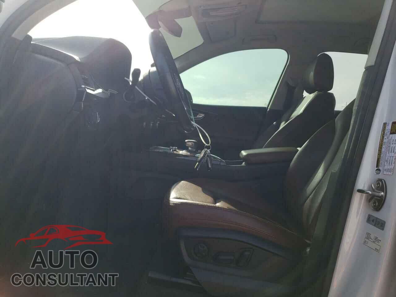 AUDI Q7 2018 - WA1LABF73JD046095