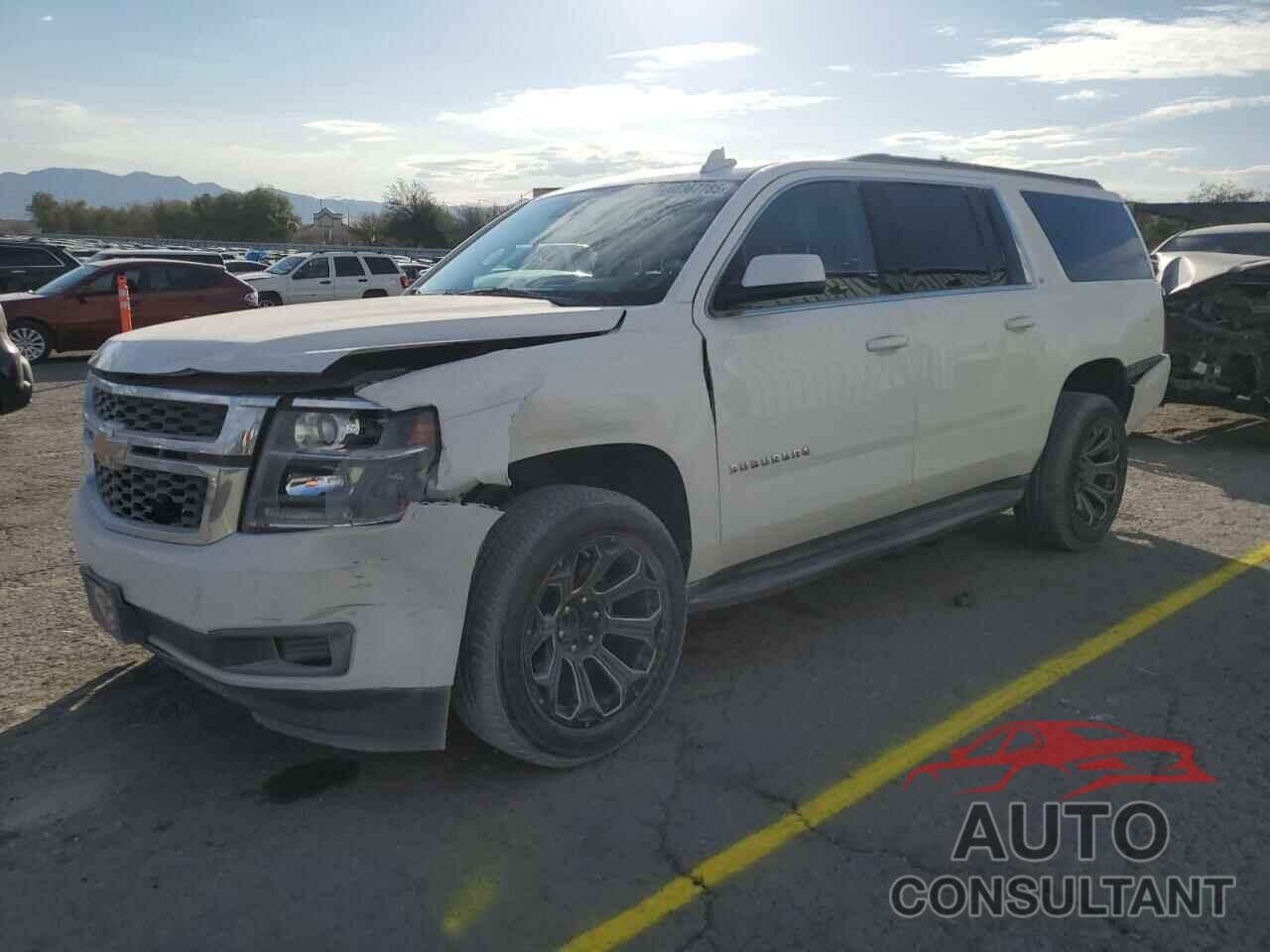 CHEVROLET SUBURBAN 2018 - 1GNSCHKC2JR102152