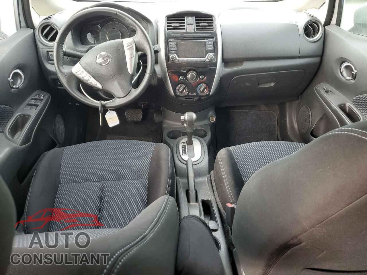 NISSAN VERSA 2017 - 3N1CE2CP3HL354521