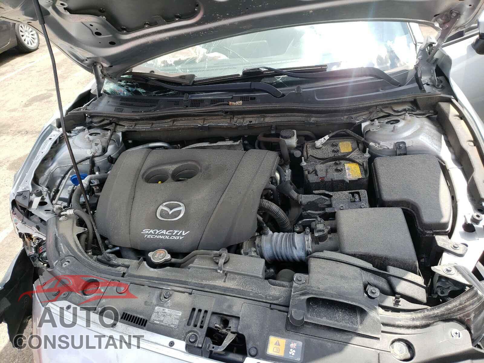MAZDA 3 2017 - JM1BN1U71H1116174