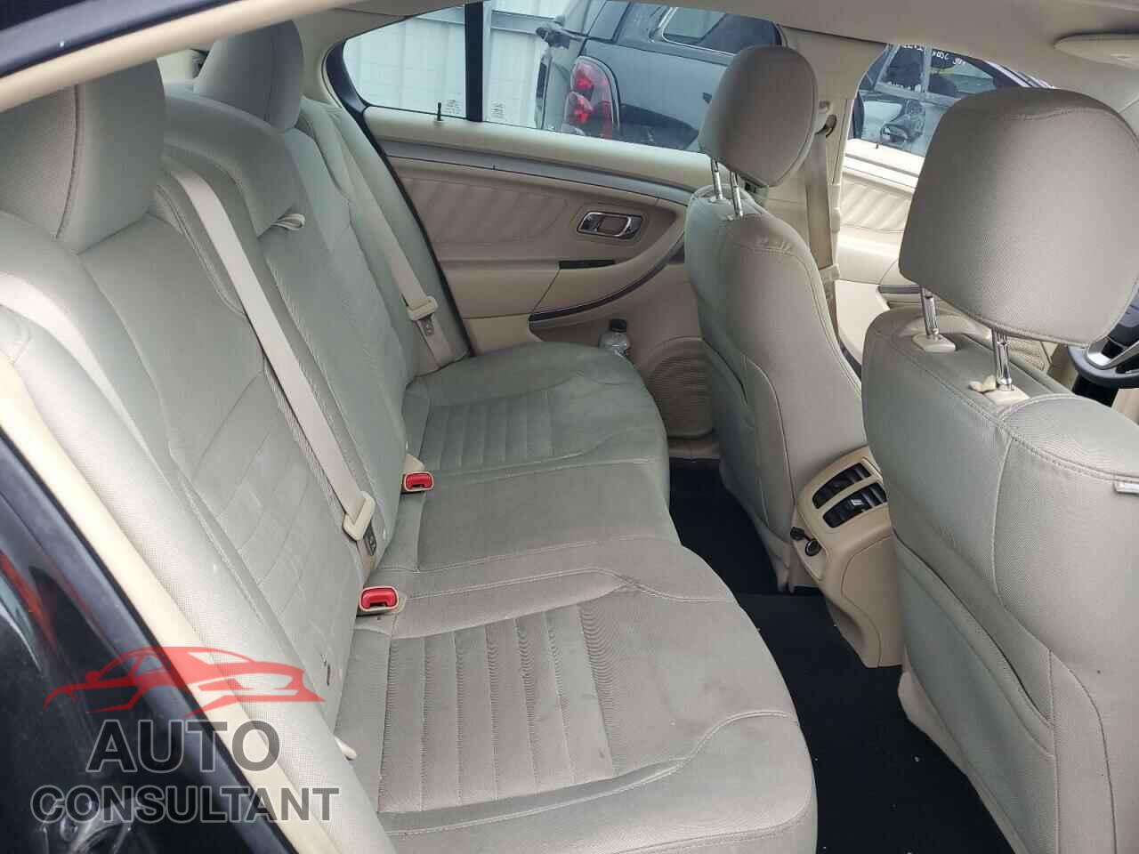 FORD TAURUS 2015 - 1FAHP2D87FG183655