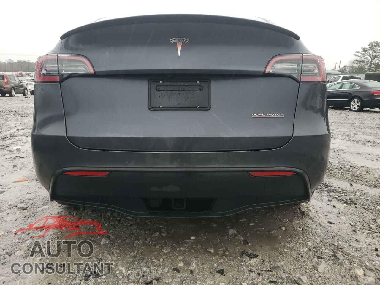 TESLA MODEL Y 2022 - 7SAYGDEF2NF565610