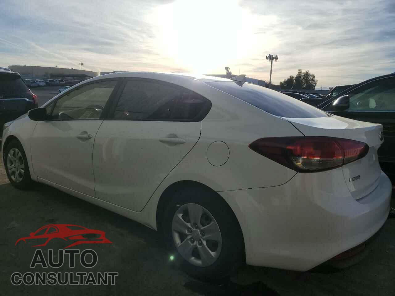 KIA FORTE 2017 - 3KPFK4A73HE019930