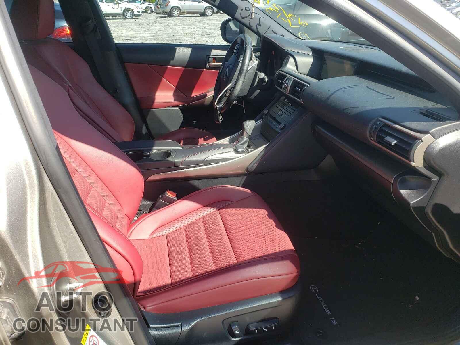 LEXUS IS 2017 - JTHBA1D25H5051336