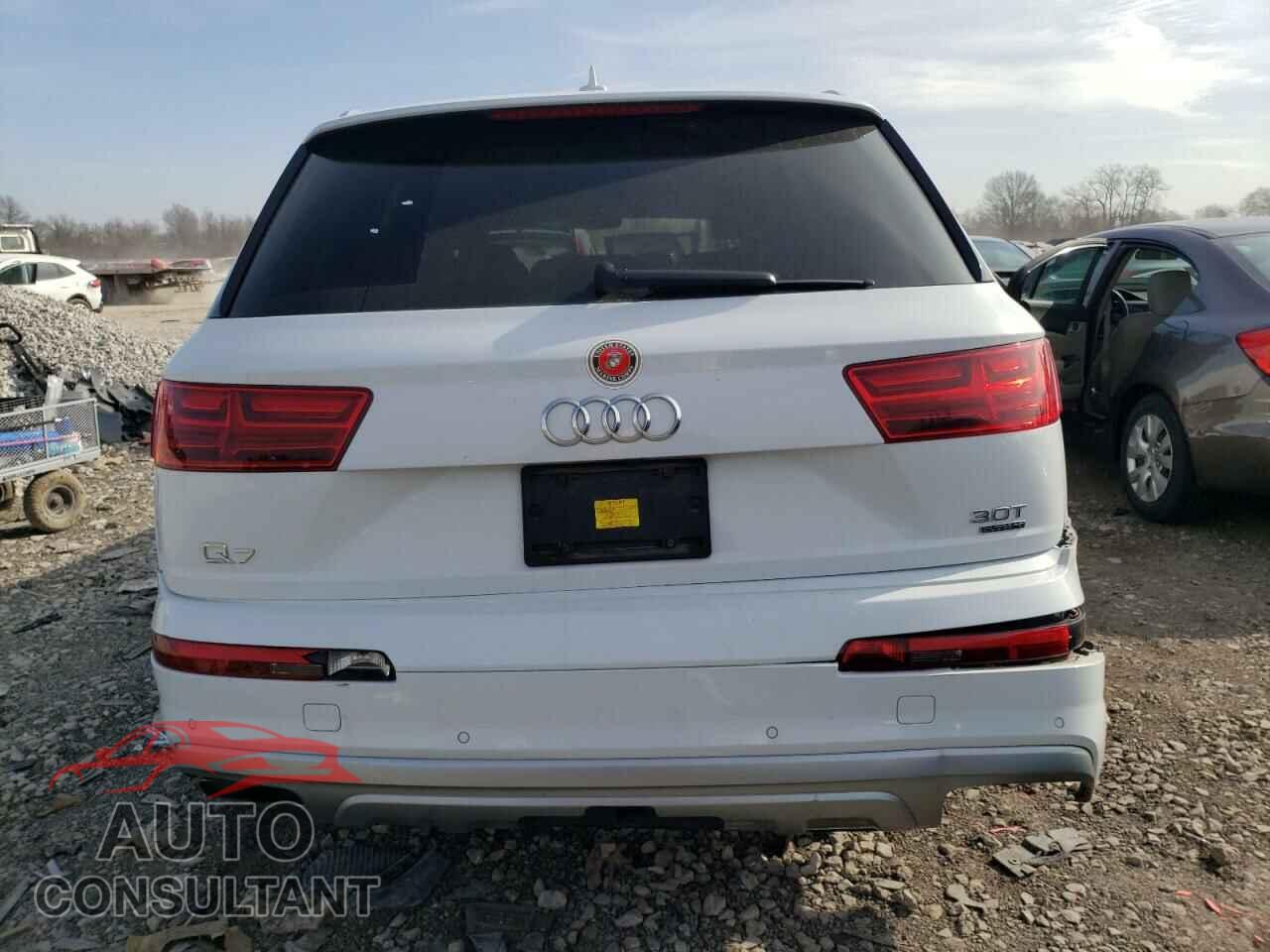 AUDI Q7 2018 - WA1LABF73JD046095