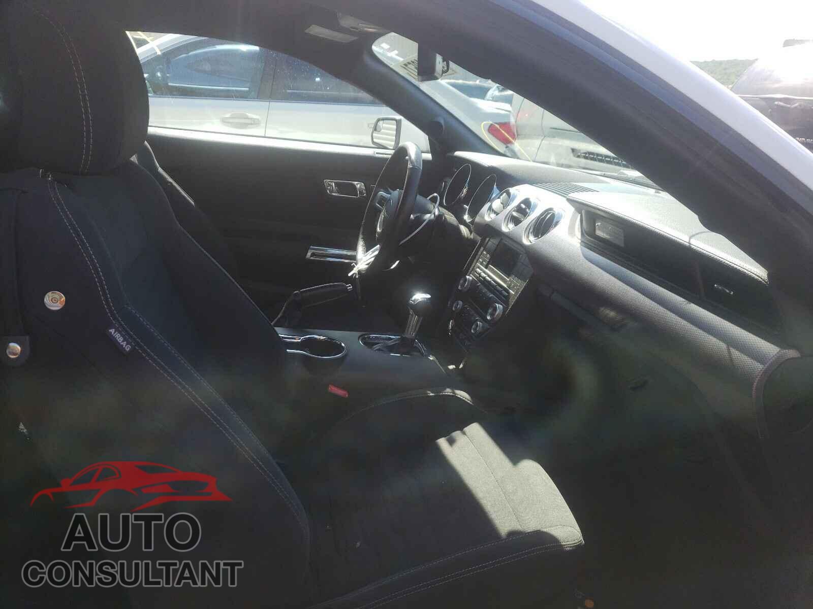 FORD MUSTANG 2017 - 1FA6P8TH5H5266236