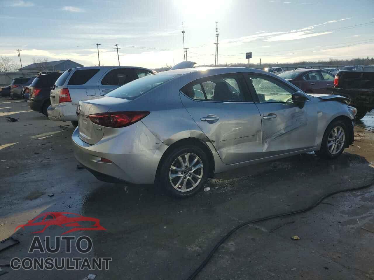 MAZDA 3 2017 - 3MZBN1U7XHM105660