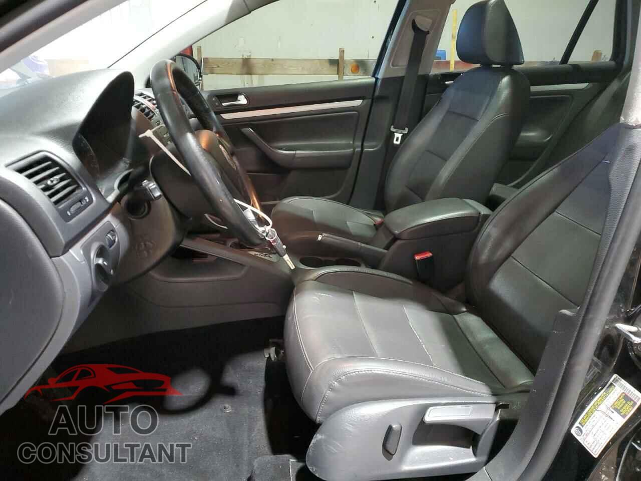 VOLKSWAGEN JETTA 2009 - 3VWTZ71K29M257079