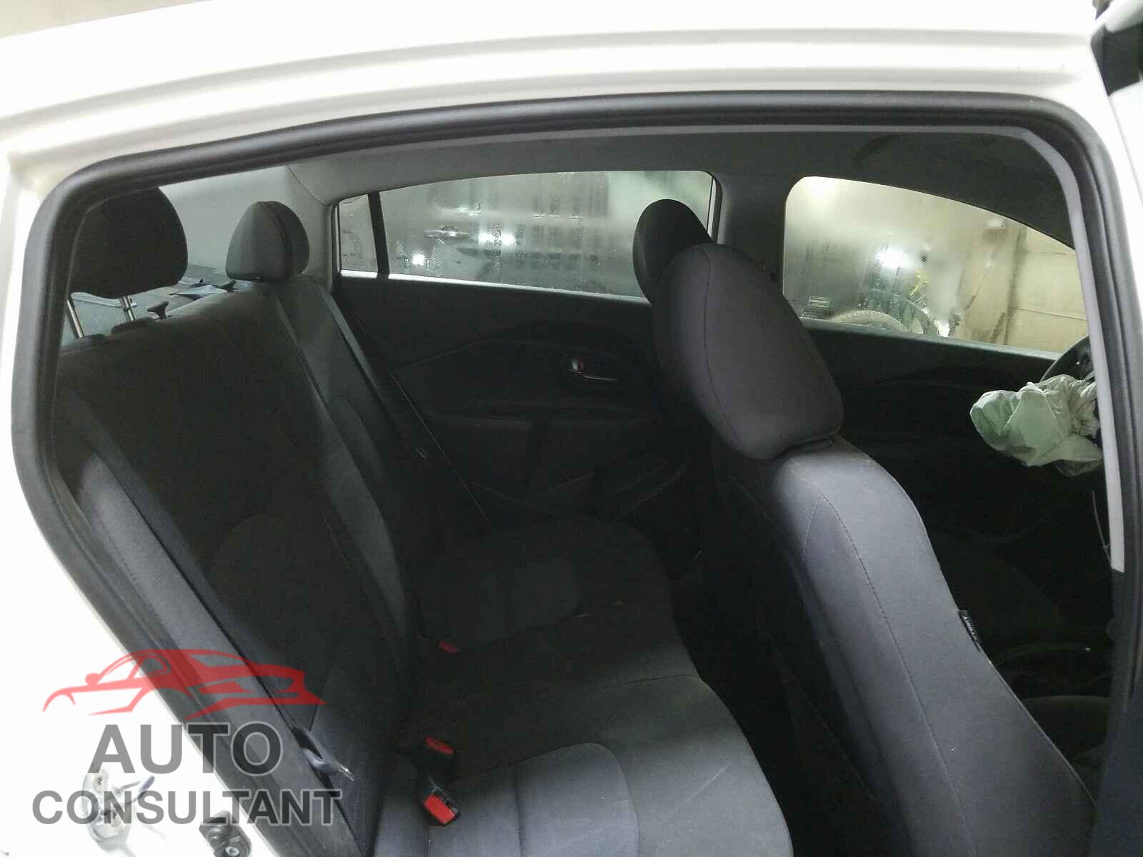 KIA RIO 2017 - KNADM4A38H6063066