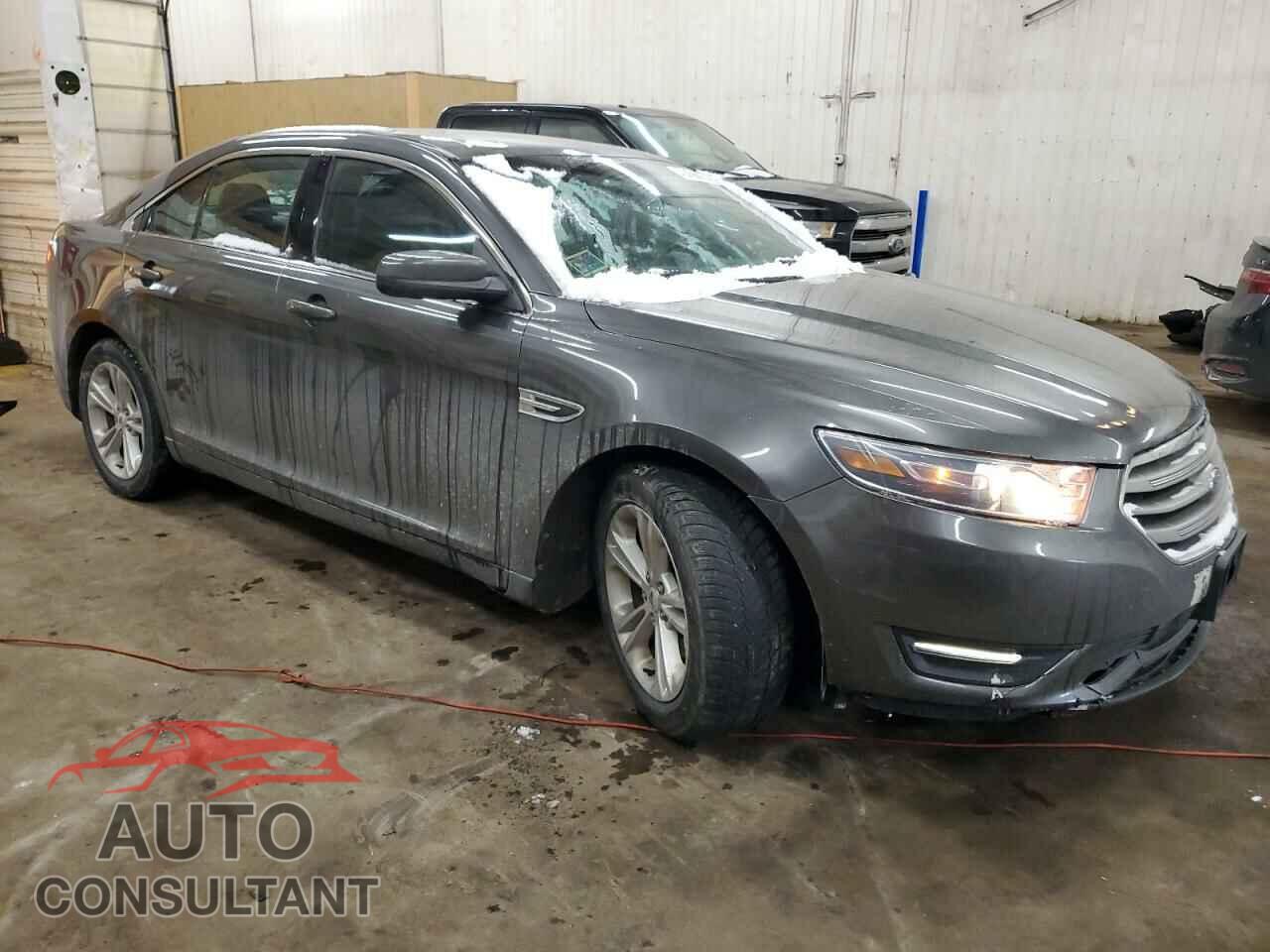 FORD TAURUS 2015 - 1FAHP2H88FG157057