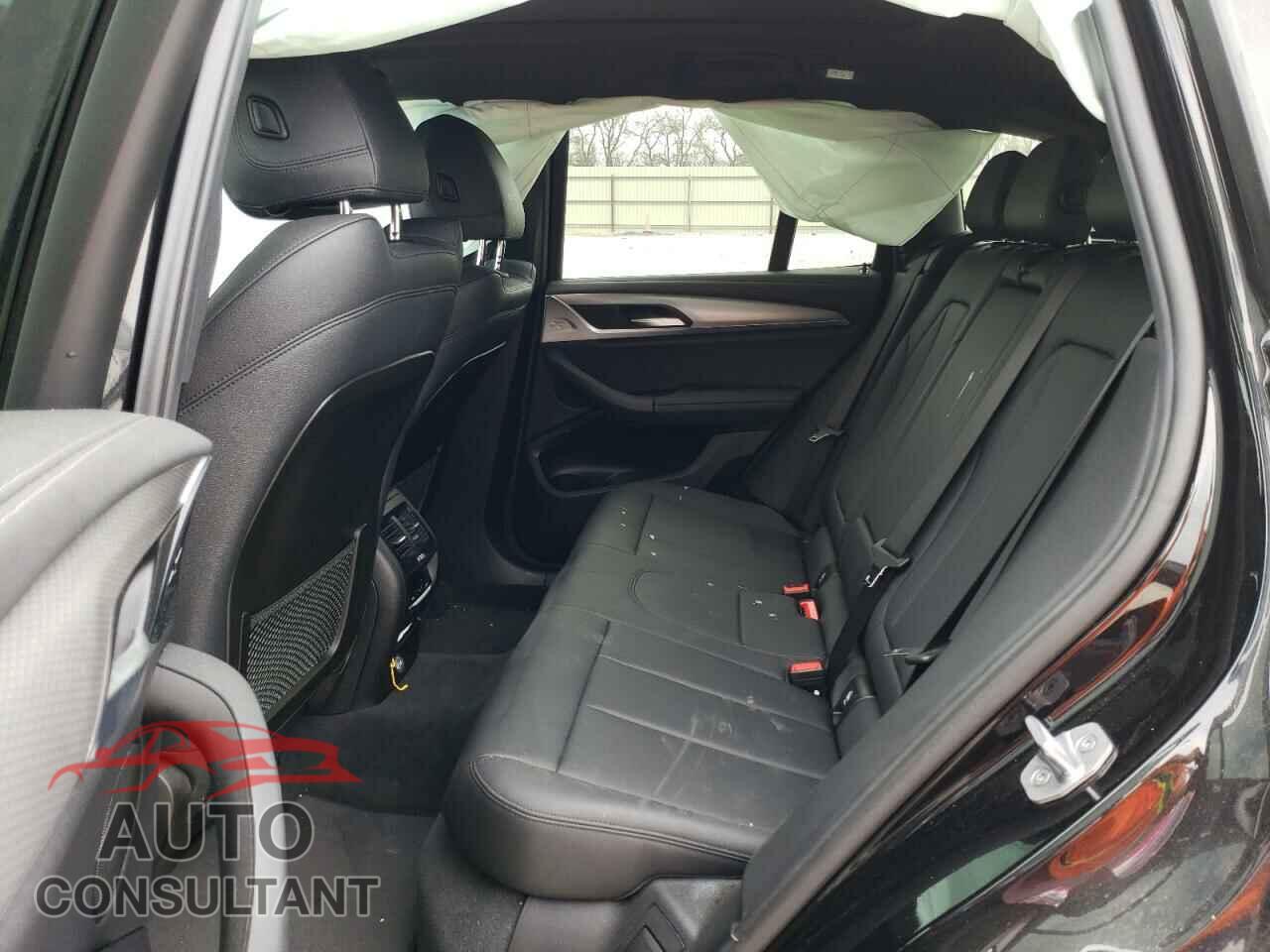 BMW X3 2018 - 5UXTR9C51JLD58868