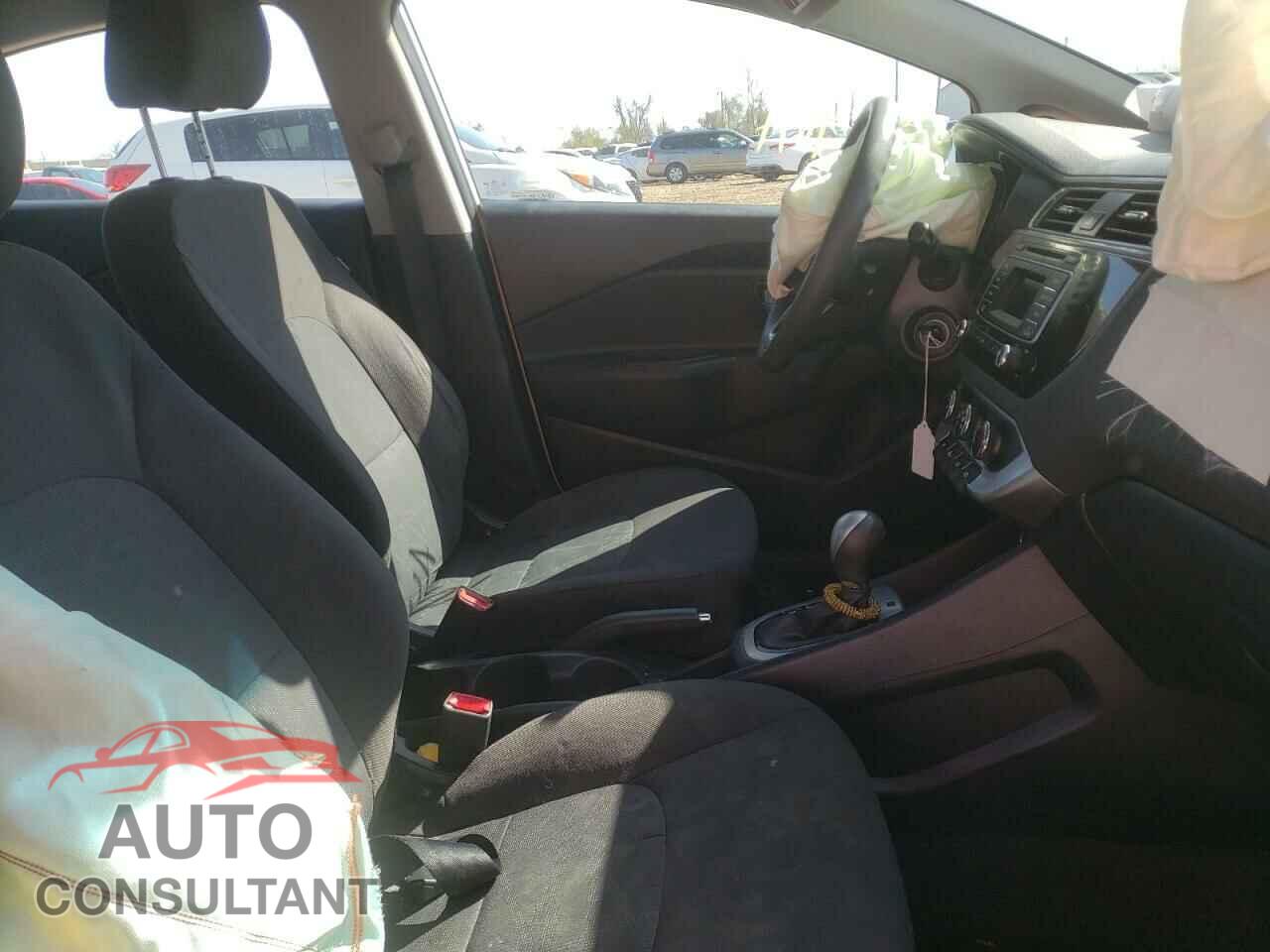 KIA RIO 2016 - KNADM4A33G6639404