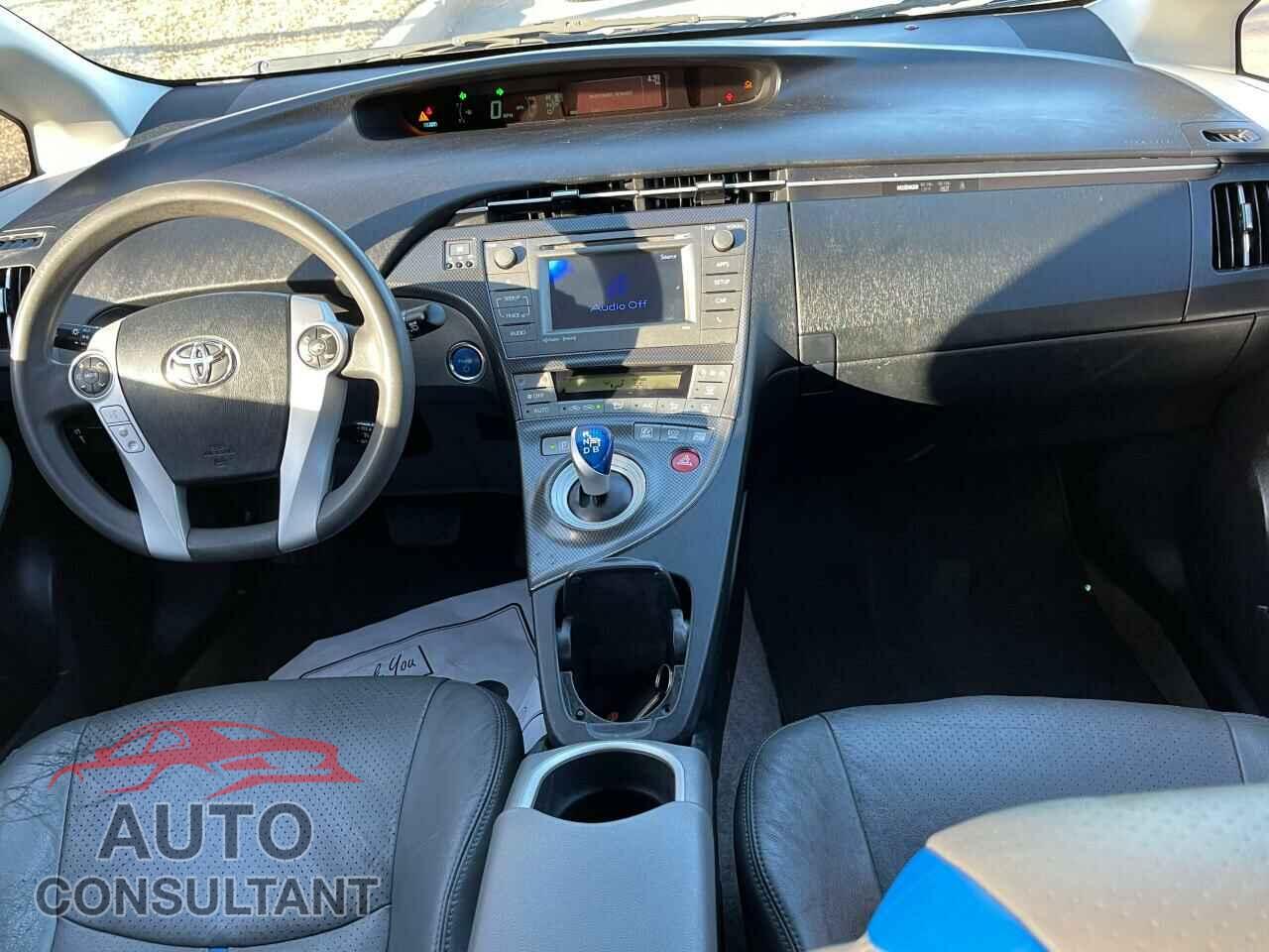 TOYOTA PRIUS 2012 - JTDKN3DU5C1597007