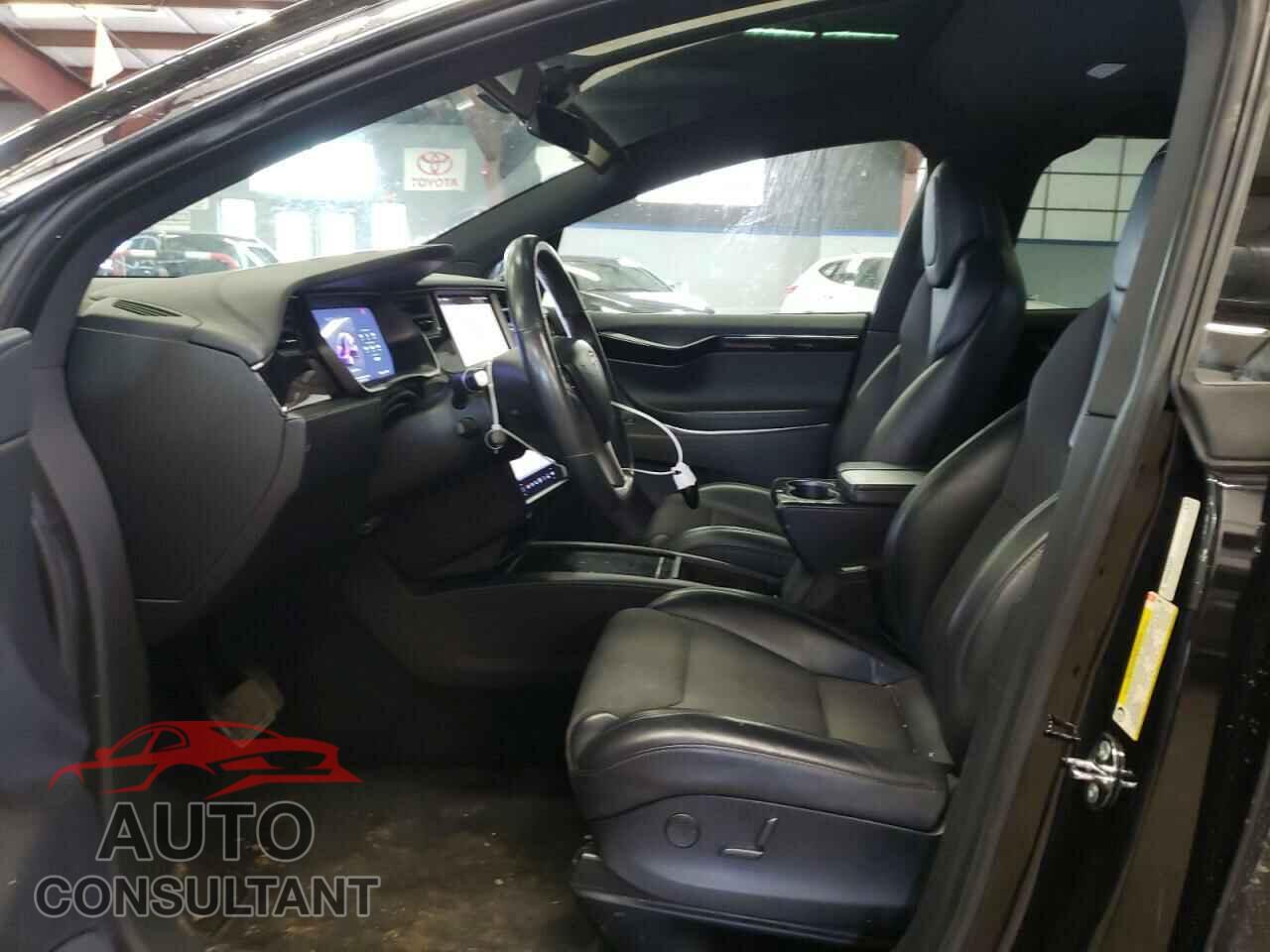 TESLA MODEL X 2018 - 5YJXCDE2XJF129826