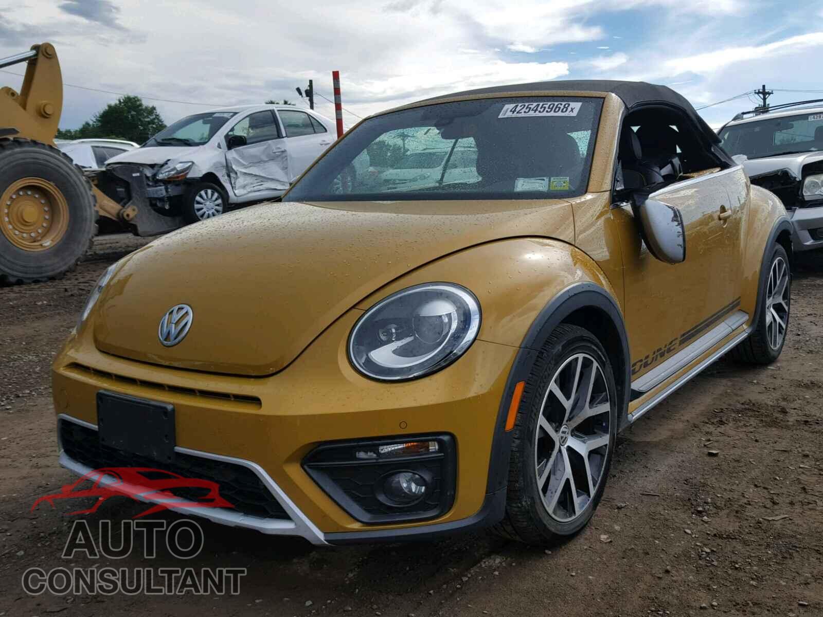 VOLKSWAGEN BEETLE 2017 - 3VWT17AT3HM800387