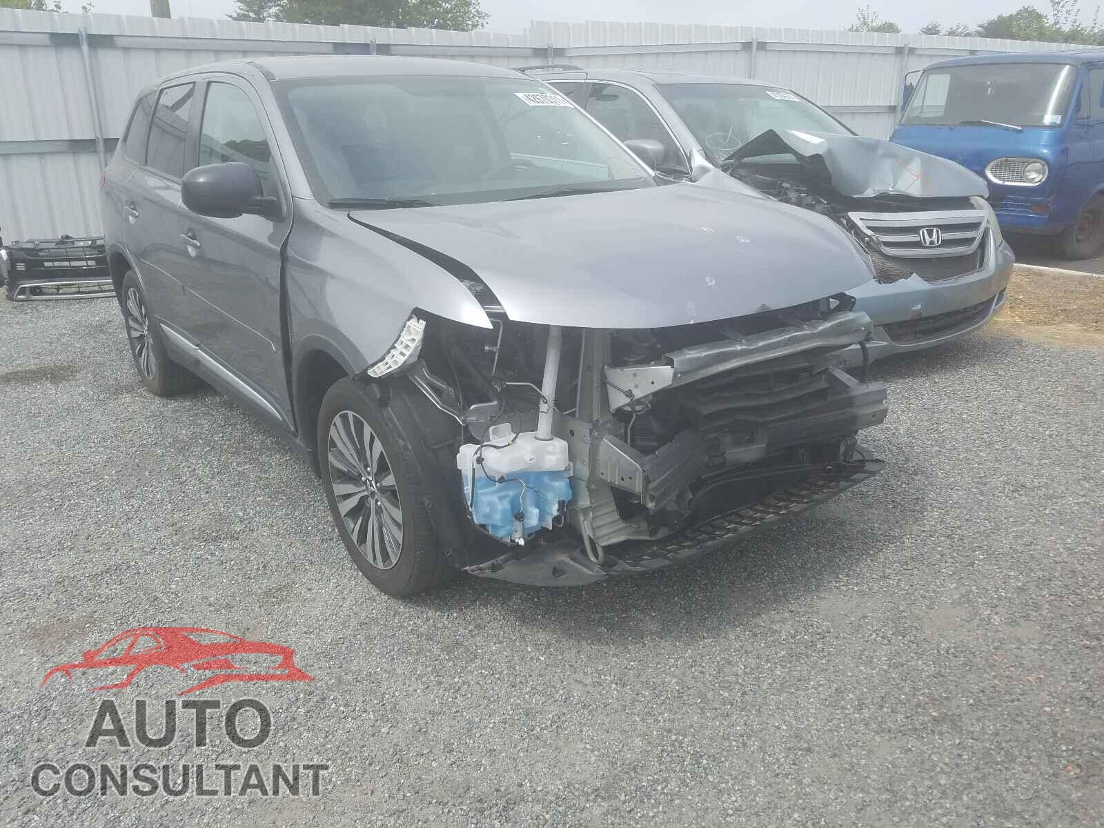 MITSUBISHI OUTLANDER 2019 - JA4AD2A33KZ016571