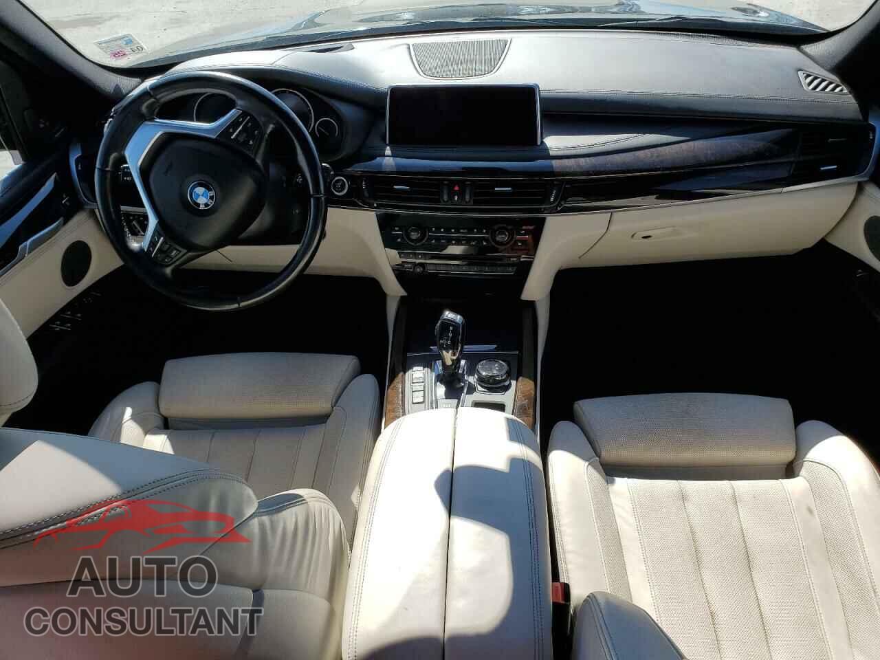 BMW X5 2017 - 5UXKR0C31H0V73276