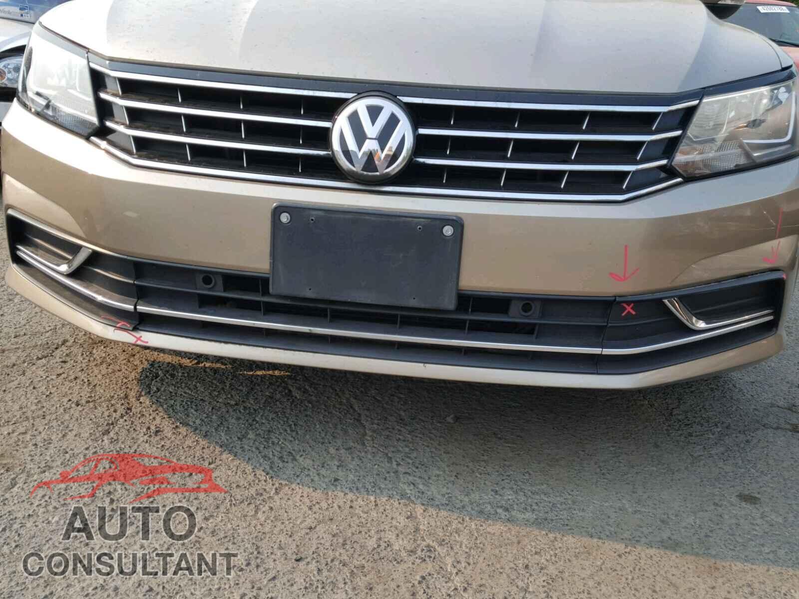 VOLKSWAGEN PASSAT 2016 - 1VWBT7A32GC019379